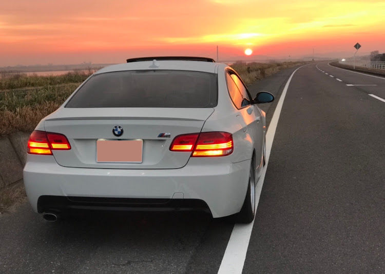 320i MスポーツのBMW3シリーズ・利根川水郷ライン・通勤特急・早く休みにならないかなぁに関するカスタム事例の投稿画像1枚目