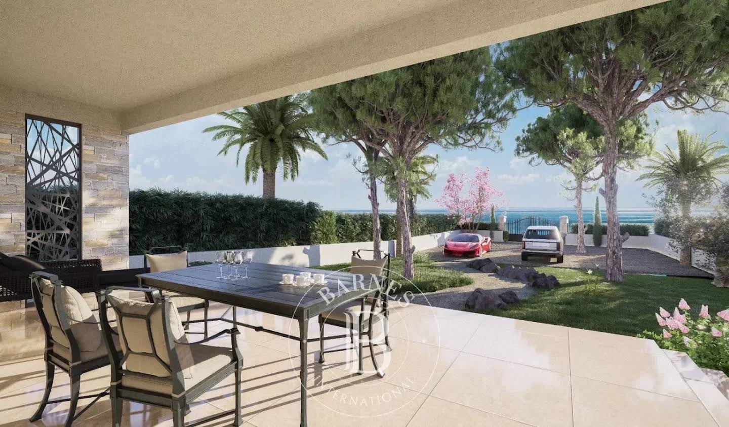 Apartment with terrace Sausset-les-Pins