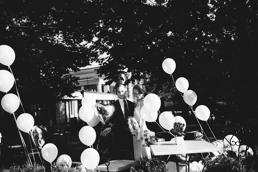 結婚式の写真家Dima Taranenko (dimataranenko)。2014 10月29日の写真