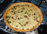 Farmhouse Hearty Mushroom, Asparagus and Bacon Quiche was pinched from <a href="http://www.food.com/recipe/farmhouse-hearty-mushroom-asparagus-and-bacon-quiche-283769" target="_blank">www.food.com.</a>