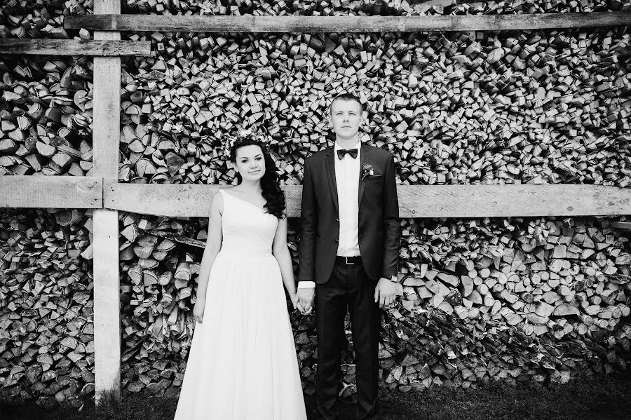 Wedding photographer Yuriy Puzik (yuriypuzik). Photo of 18 May 2016