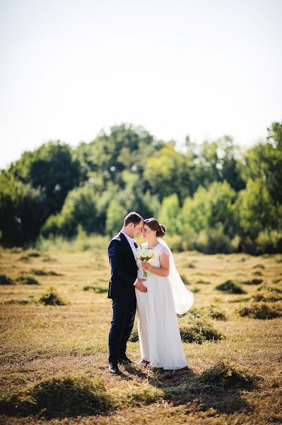 Fotógrafo de bodas Valentin Valeanu (valphoto). Foto del 5 de septiembre 2017