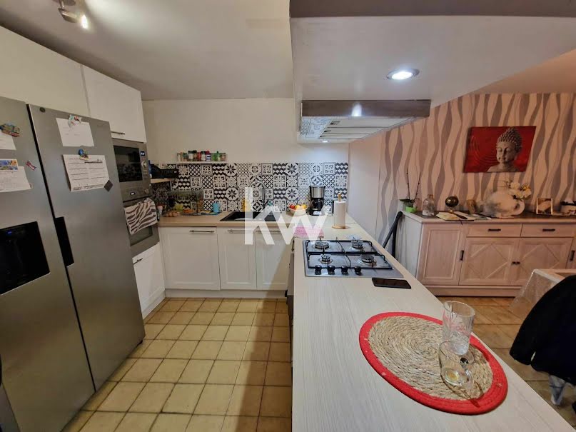 Vente maison 8 pièces 167.3 m² à Valines (80210), 231 000 €