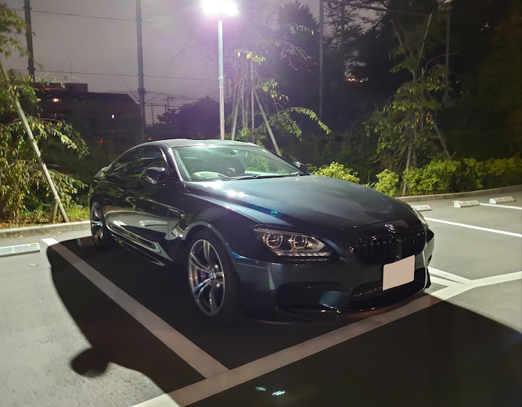 M6のM6・クーペ・BMW・車好きと繋がりたい・見かけたら声掛けて下さいに関するカスタム事例の投稿画像1枚目