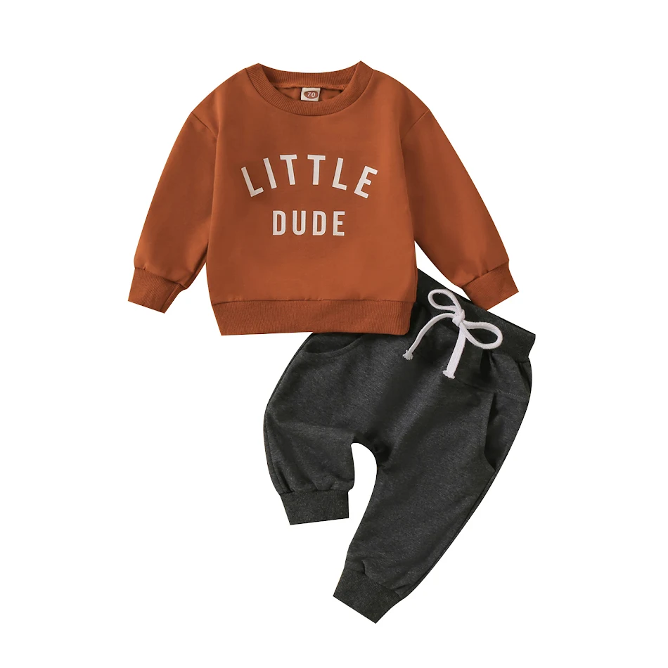 Ensemble de vêtements pour enfants, haut à col rond avec imprimé lettres, pantalon uni, confort et style pour les journées actives.