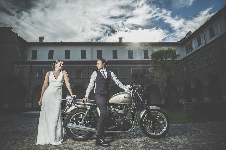 Fotógrafo de casamento Davide Testa (davidetesta). Foto de 1 de agosto 2017