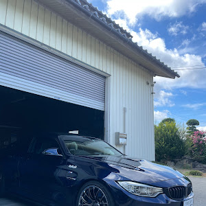 M4 クーペ F82