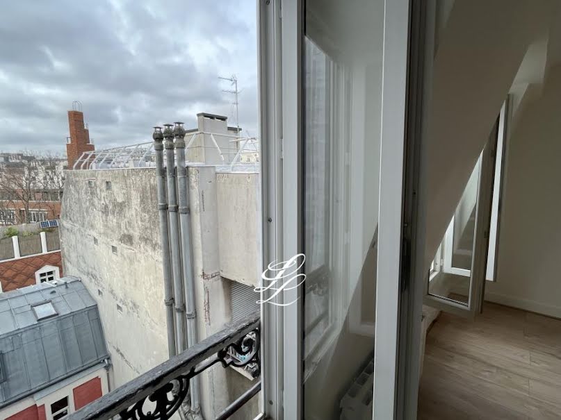 Vente appartement 2 pièces 28 m² à Paris 18ème (75018), 263 000 €