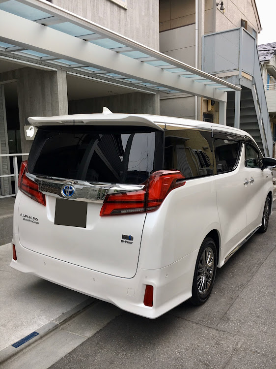 たっくんさんが投稿したアルファード30後期・アルファード・カイエン・新車購入・納車に関するカスタム事例の投稿画像2枚目