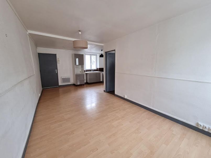 Location  appartement 1 pièce 39 m² à Moret-Loing-et-Orvanne (77250), 580 €