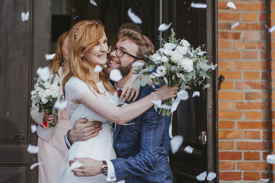 Fotografo di matrimoni Katarzyna Pawlica (studiosorelle). Foto del 6 febbraio 2018