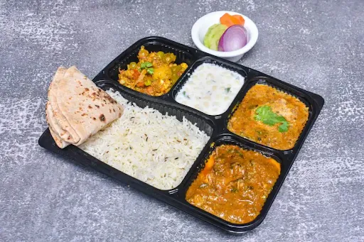 Non Veg Deluxe Thali