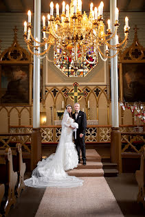 婚禮攝影師Elena Sellberg（studioelenafoto）。2022 4月4日的照片