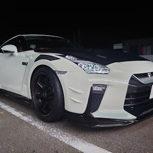 NISSAN GT-R R35