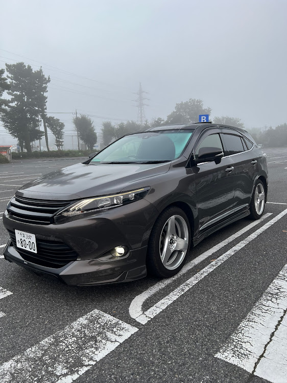 ハリアーのドライブ・洗車がしたい・10月も宜しくお願いします・秋の全国交通安全運動に関するカスタム事例の投稿画像1枚目