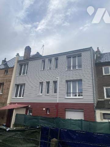 Vente maison 14 pièces 248.2 m² à Abbeville (80100), 363 310 €