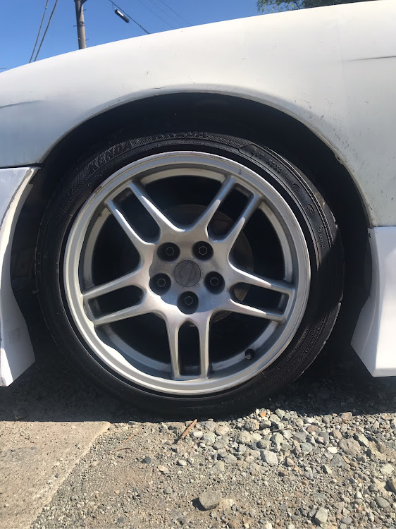 シルビアのホイール交換・S14・R33・高校生に関するカスタム事例の投稿画像1枚目