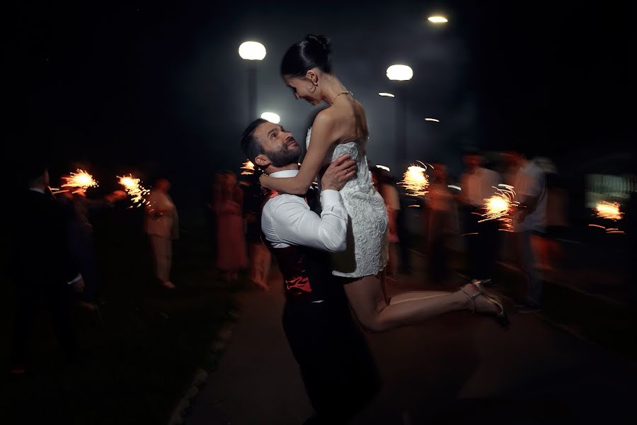 Fotógrafo de casamento Denis Andreev (fartovyi). Foto de 20 de novembro 2023