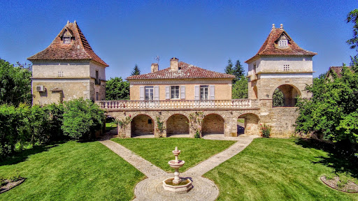 Propriété avec piscine 2