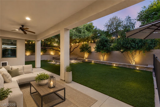 House with pool and terrace 5