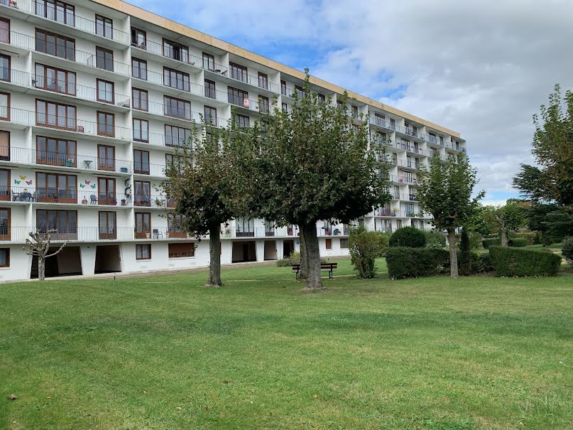 Vente appartement 4 pièces 75 m² à Nogent-le-Rotrou (28400), 83 000 €