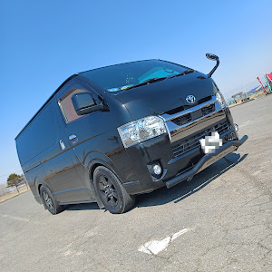 ハイエースバン GDH206V