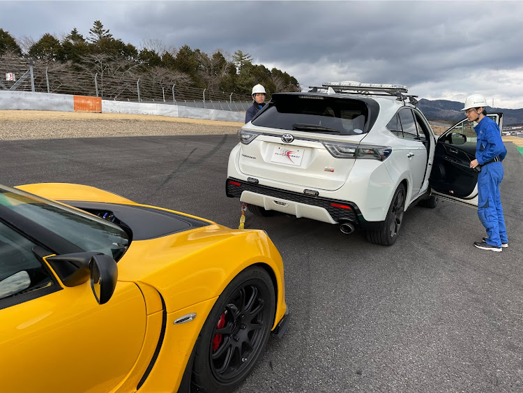 エキシージの牽引・不動車・シバタイヤ・GTウィングに関するカスタム事例の投稿画像1枚目