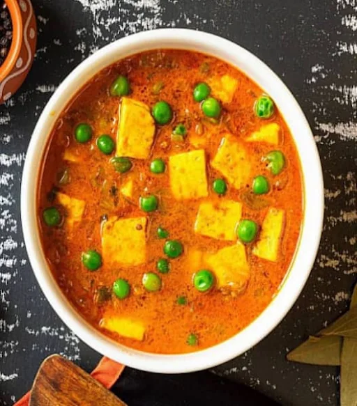 Matar Paneer