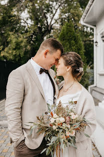 Fotógrafo de casamento Anastasiya Ryabova (ryabovaphoto). Foto de 12 de abril 2022