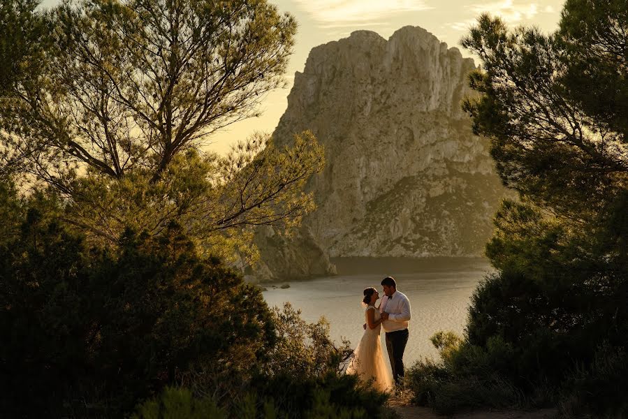 Fotógrafo de casamento Ionut Diaconescu (fotodia). Foto de 4 de dezembro 2018