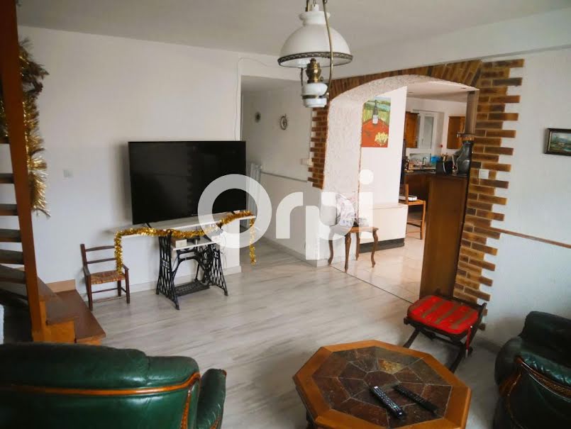 Vente maison 7 pièces 238 m² à Lezoux (63190), 280 000 €