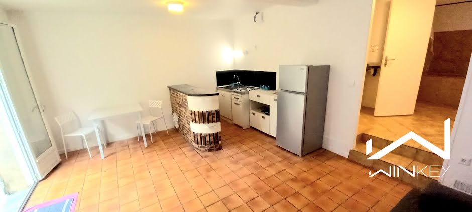 Location meublée appartement 1 pièce 29 m² à Mantes-la-Jolie (78200), 550 €