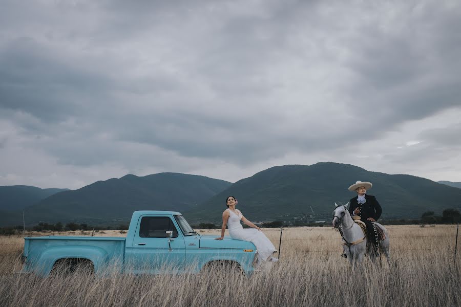 Fotograful de nuntă Jair Vázquez (jairvazquez). Fotografia din 22 februarie 2023