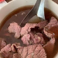 六千泓佐土產牛肉(六千牛肉湯)