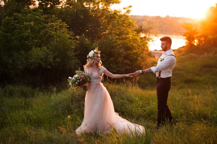 Wedding photographer Oksana Bilichenko (bili4enko). Photo of 28 May 2016