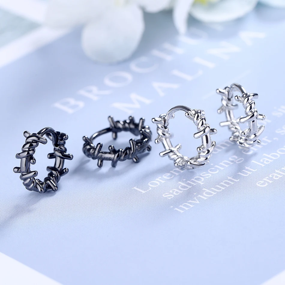 Geometrische oorclip vrouwelijk stijlvol rond trend. Modieuze ooraccessoire met een rond design, perfect voor een trendy uitstraling.