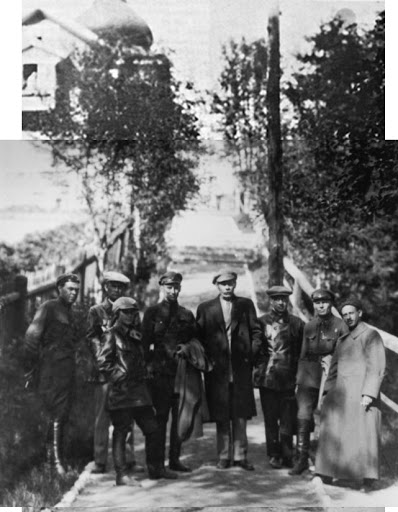 Maxim Gorky visiting Solovki. To his right stands leading NKVD officer Gleb Boky