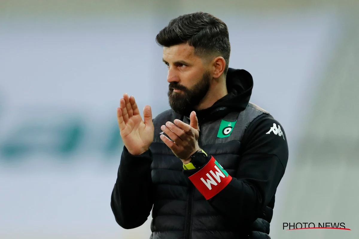 Van Wijk kritisch voor Cercle Brugge en technisch directeur: "Achter zijn rug zijn ze met andere coaches aan het praten"