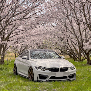 M4 クーペ F82