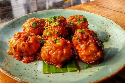 Veg Pan Fried Momos [6 Pieces]