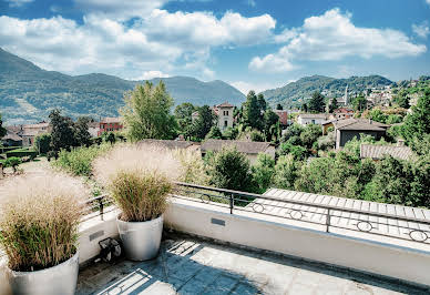 Maison avec jardin et terrasse 4