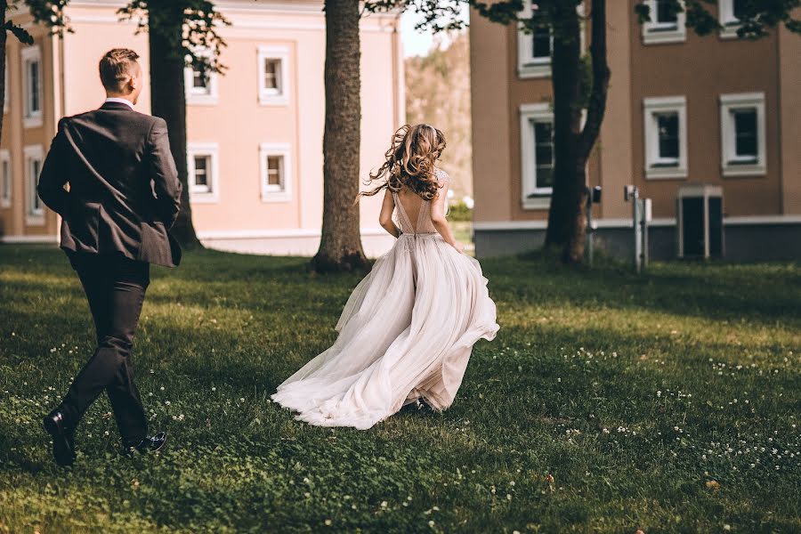 Fotografo di matrimoni Tatyana Cvetkova (cvphoto). Foto del 1 gennaio 2019