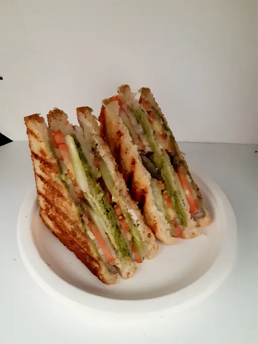 Veg Club Sandwich