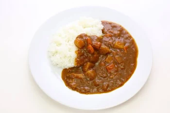 「特製カレー」のメインビジュアル