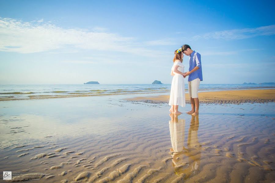 Fotógrafo de casamento Chananon Choochit (chuchit). Foto de 7 de setembro 2020