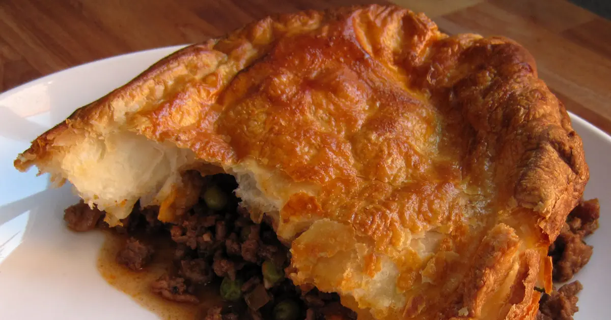 Minced beef and onion pie - delicious. magazine