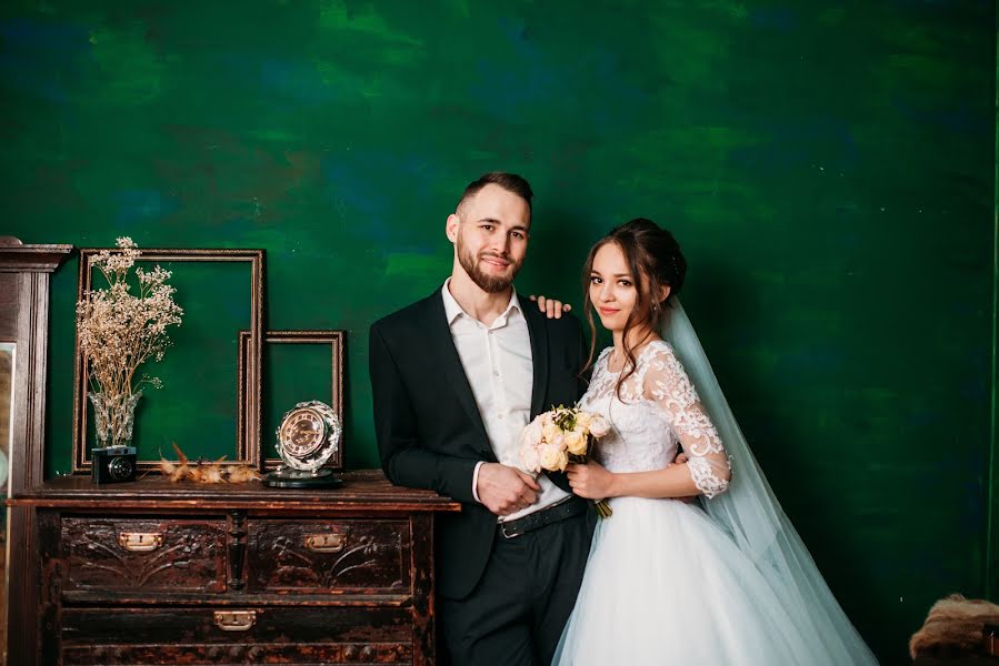 Nhiếp ảnh gia ảnh cưới Arina Kondreva (arinarina123). Ảnh của 26 tháng 1 2020