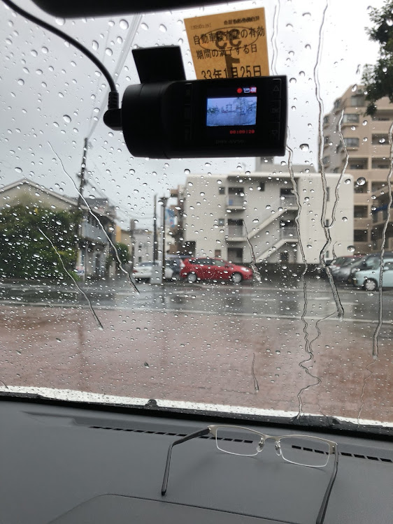 ムーヴカスタムのDIY・ドライブレコーダー取付・フロントに関するカスタム事例の投稿画像4枚目