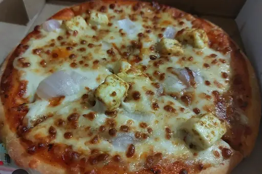 Paneer Onion Pizza