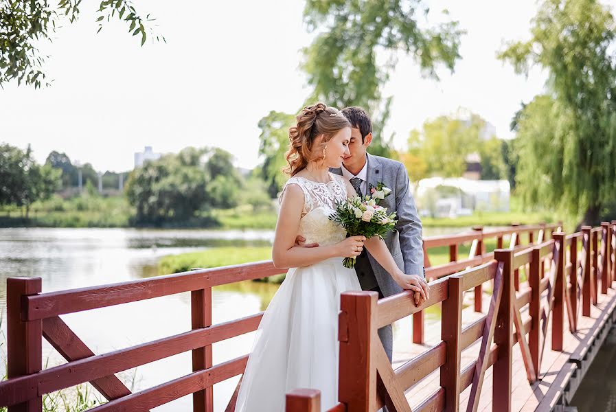 Wedding photographer Darya Romanova (silentium). Photo of 5 February 2019